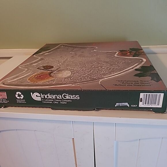 Indiana Glass Christmas Serving Tray #1 - Picture 6 of 9